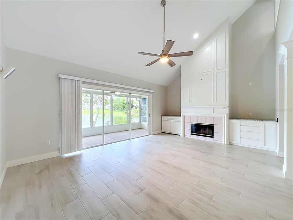 For Rent: $2,700 (3 beds, 2 baths, 1712 Square Feet)