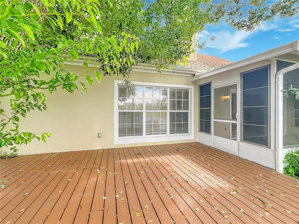 For Rent: $2,700 (3 beds, 2 baths, 1712 Square Feet)