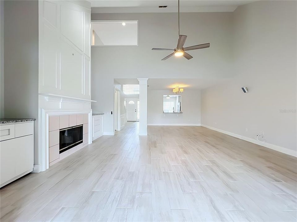 For Rent: $2,700 (3 beds, 2 baths, 1712 Square Feet)