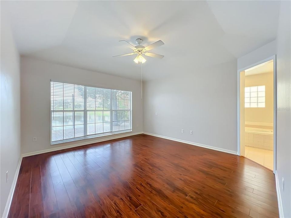 For Rent: $2,700 (3 beds, 2 baths, 1712 Square Feet)