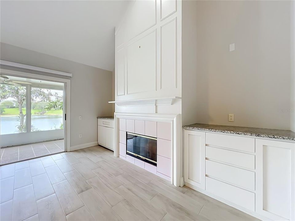 For Rent: $2,700 (3 beds, 2 baths, 1712 Square Feet)