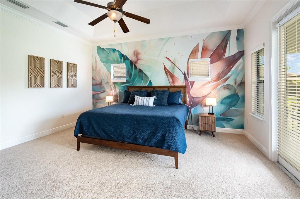For Sale: $935,000 (5 beds, 5 baths, 3254 Square Feet)