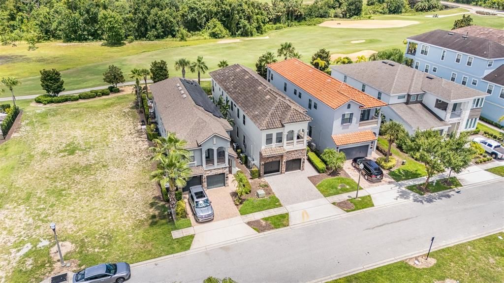 For Sale: $935,000 (5 beds, 5 baths, 3254 Square Feet)