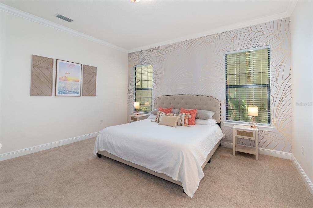For Sale: $935,000 (5 beds, 5 baths, 3254 Square Feet)