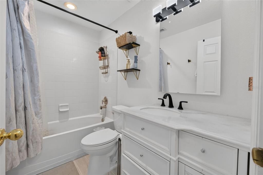 В аренду: $2,300 (3 спален, 2 ванн, 1482 Квадратных фут)