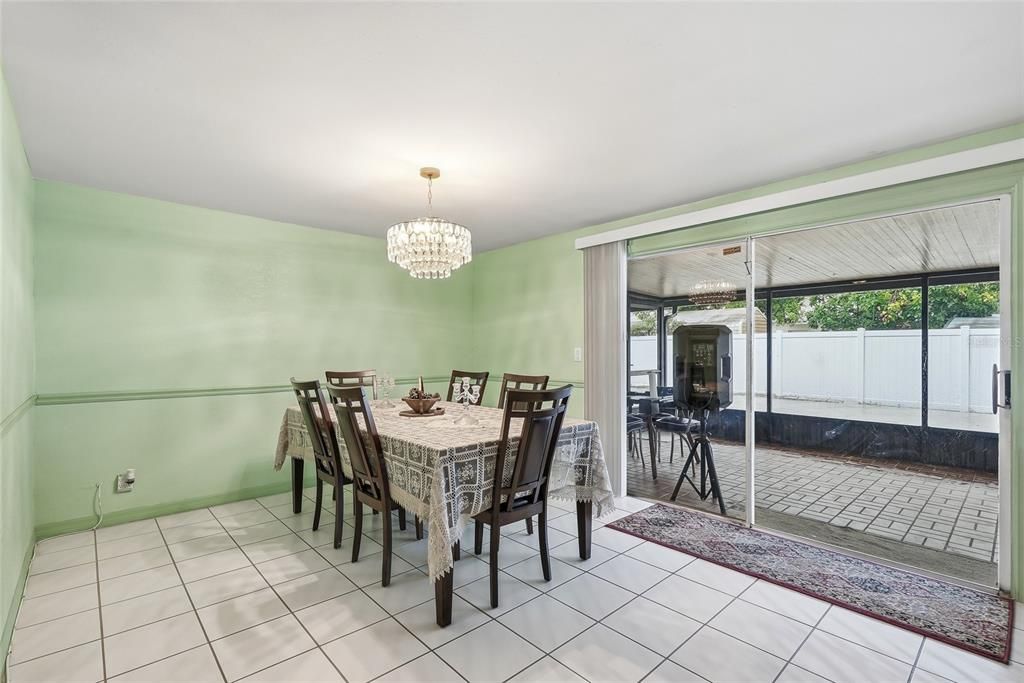 En Venta: $420,000 (3 camas, 2 baños, 1453 Pies cuadrados)