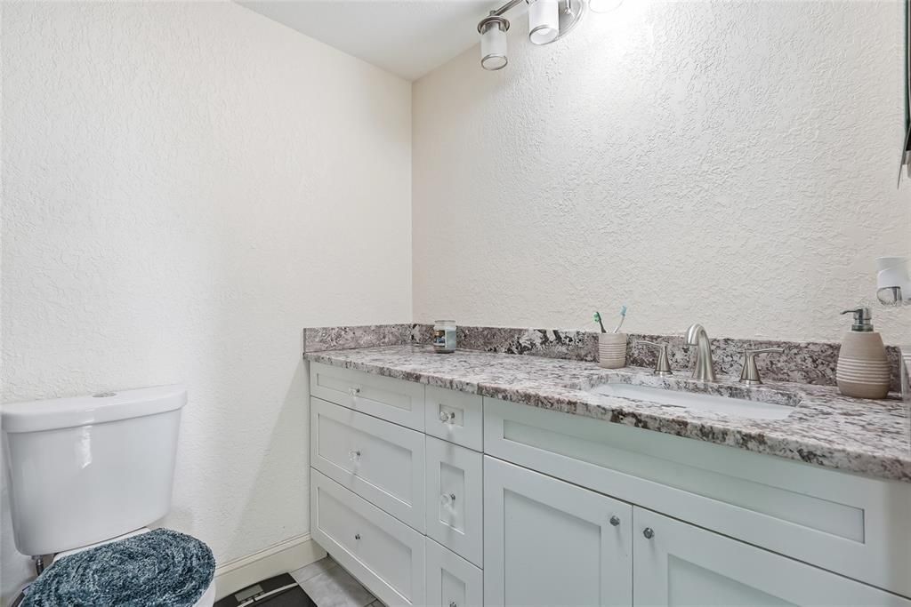 En Venta: $420,000 (3 camas, 2 baños, 1453 Pies cuadrados)