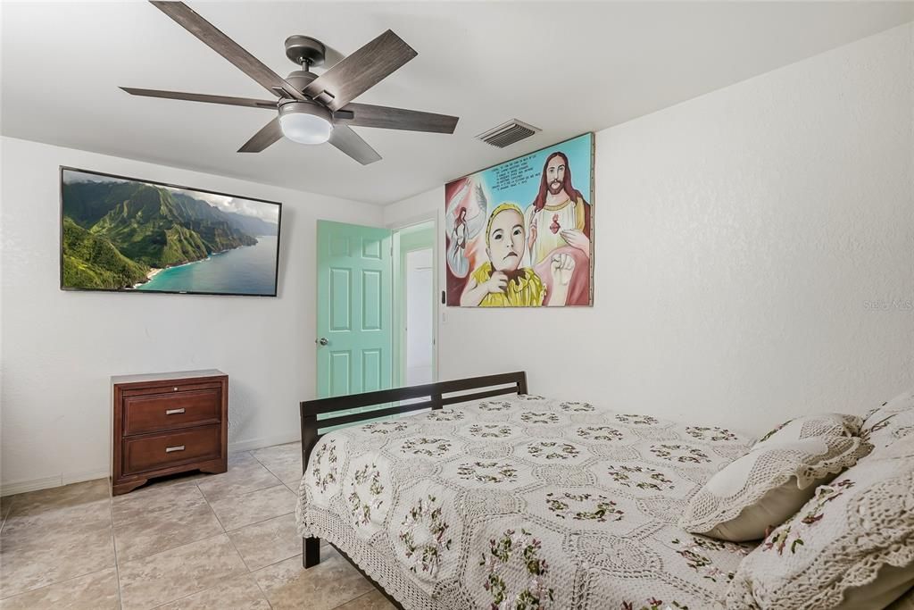 En Venta: $420,000 (3 camas, 2 baños, 1453 Pies cuadrados)
