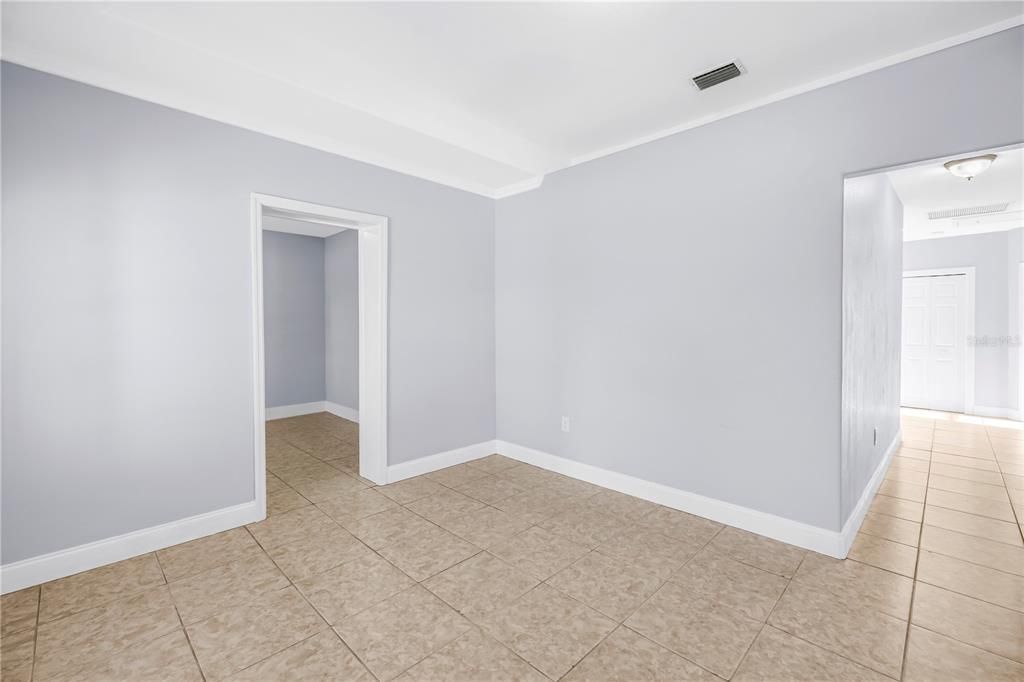 En Venta: $449,000 (3 camas, 2 baños, 1250 Pies cuadrados)