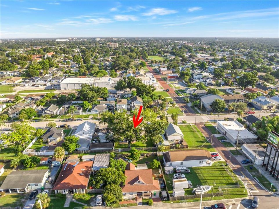 En Venta: $449,000 (3 camas, 2 baños, 1250 Pies cuadrados)