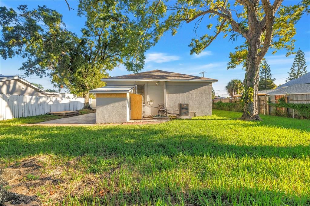 En Venta: $449,000 (3 camas, 2 baños, 1250 Pies cuadrados)