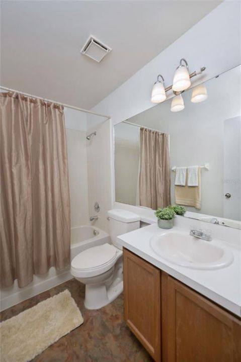 В аренду: $1,850 (2 спален, 2 ванн, 1068 Квадратных фут)
