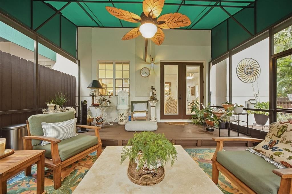 For Sale: $720,000 (3 beds, 2 baths, 2006 Square Feet)