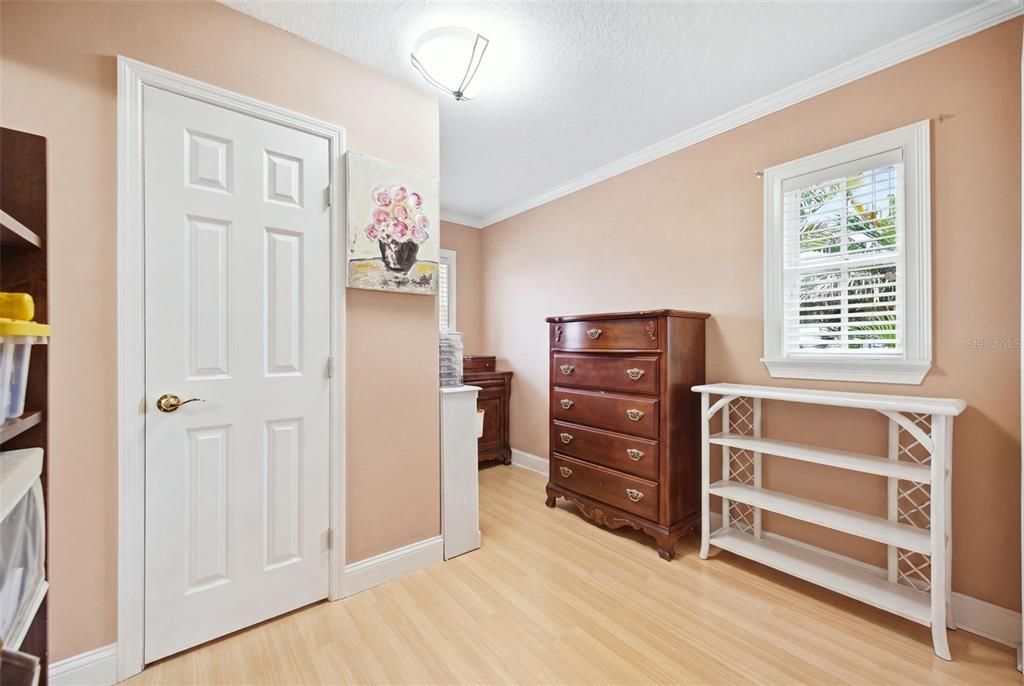For Sale: $720,000 (3 beds, 2 baths, 2006 Square Feet)