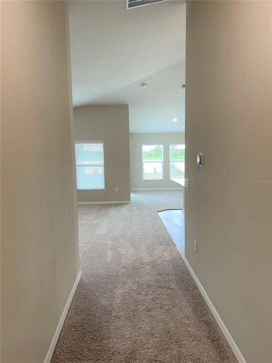 В аренду: $2,495 (4 спален, 2 ванн, 1850 Квадратных фут)
