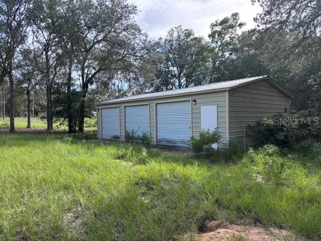 На продажу: $135,000 (3.75 acres)