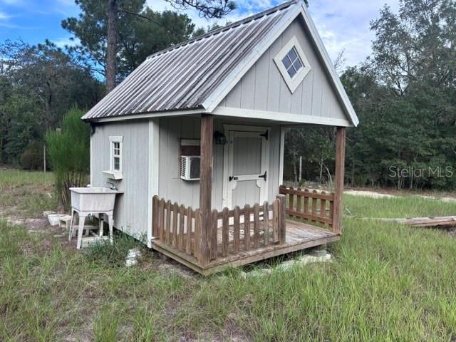 На продажу: $135,000 (3.75 acres)