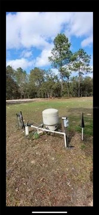 На продажу: $135,000 (3.75 acres)