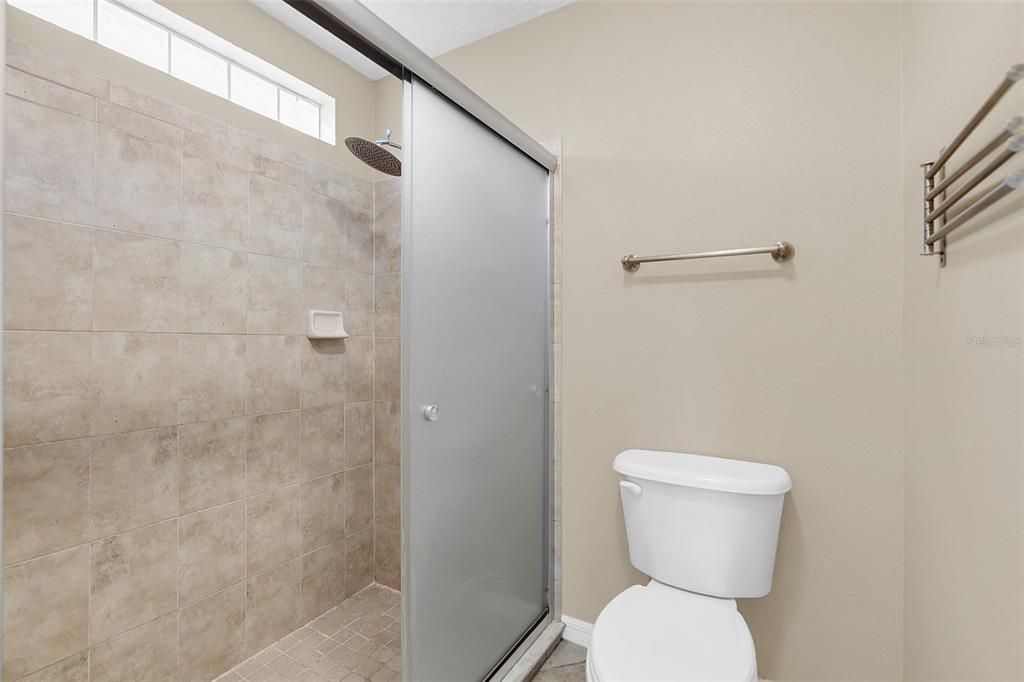 На продажу: $325,000 (3 спален, 2 ванн, 1688 Квадратных фут)