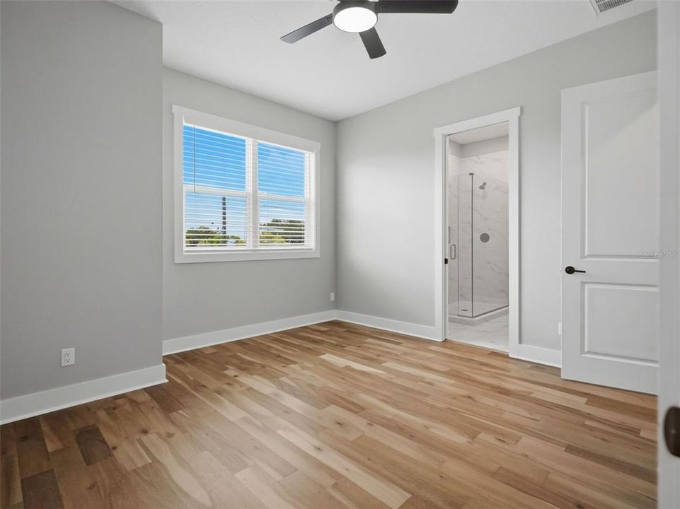 For Rent: $4,800 (3 beds, 3 baths, 2319 Square Feet)