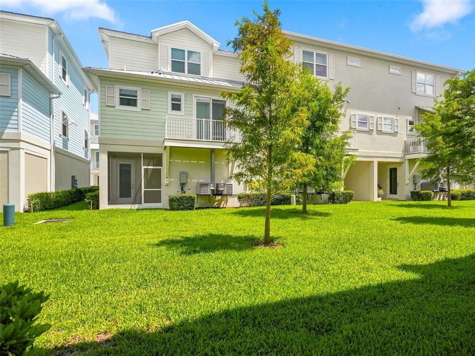 For Rent: $4,800 (3 beds, 3 baths, 2319 Square Feet)