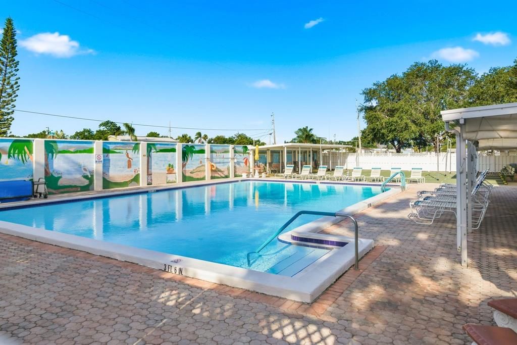 For Sale: $95,000 (1 beds, 1 baths, 600 Square Feet)