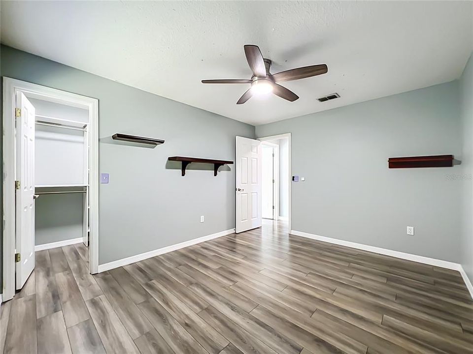 En Venta: $425,000 (3 camas, 2 baños, 1881 Pies cuadrados)