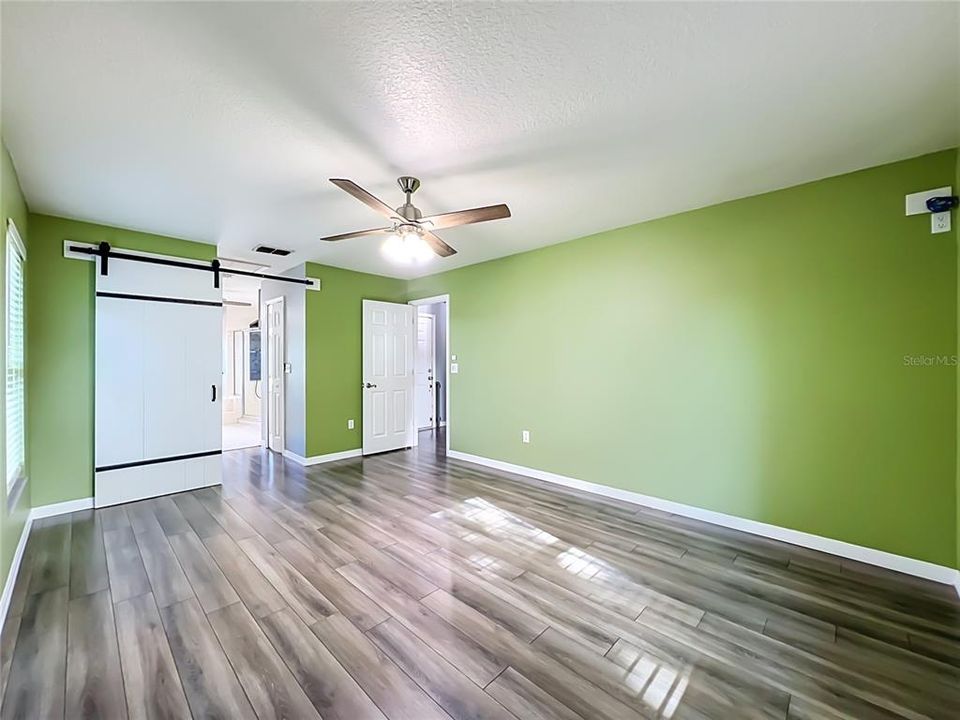 En Venta: $425,000 (3 camas, 2 baños, 1881 Pies cuadrados)
