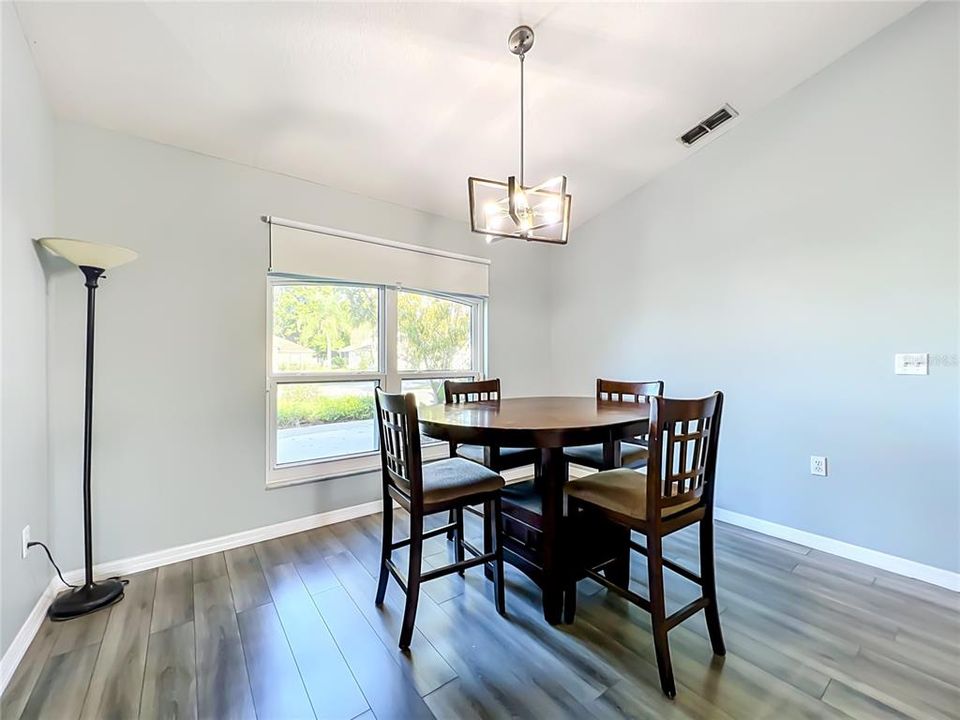 En Venta: $425,000 (3 camas, 2 baños, 1881 Pies cuadrados)