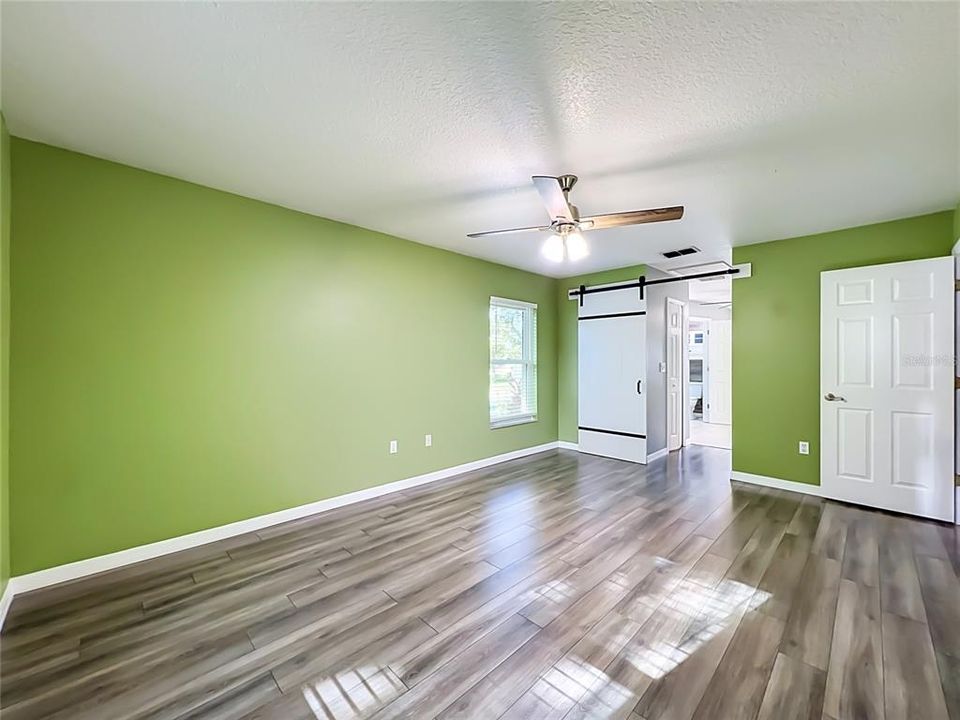 En Venta: $425,000 (3 camas, 2 baños, 1881 Pies cuadrados)