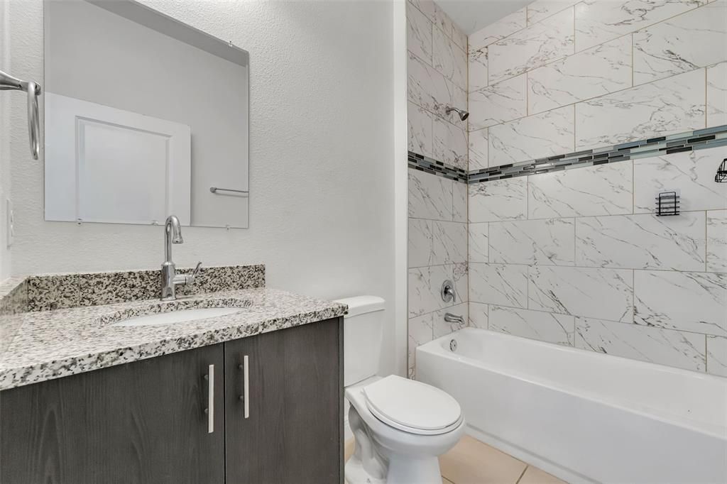 For Sale: $279,900 (4 beds, 2 baths, 1580 Square Feet)