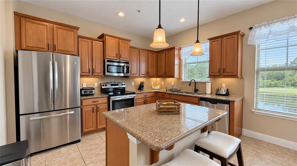 For Sale: $410,000 (3 beds, 2 baths, 2250 Square Feet)