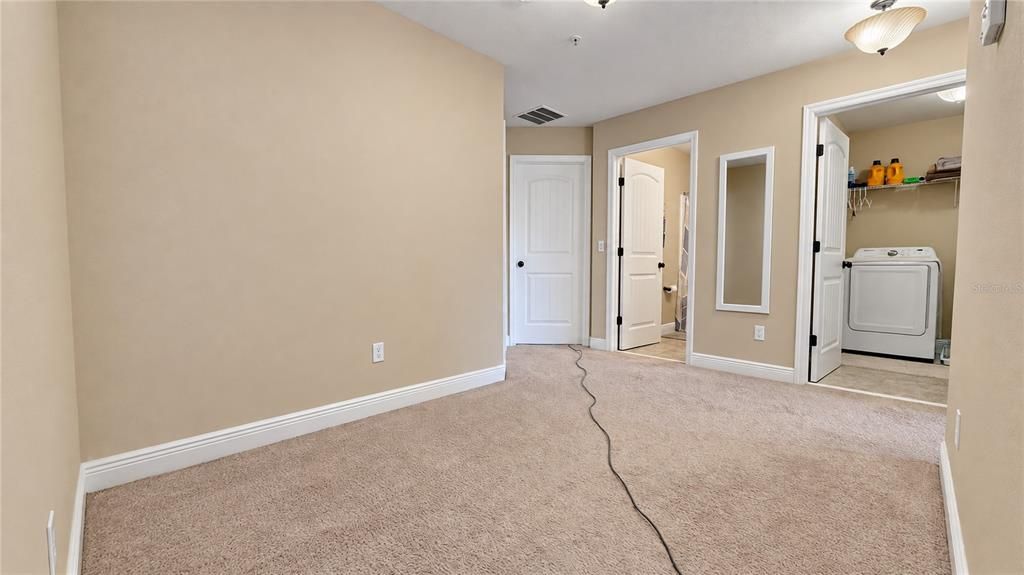 For Sale: $410,000 (3 beds, 2 baths, 2250 Square Feet)