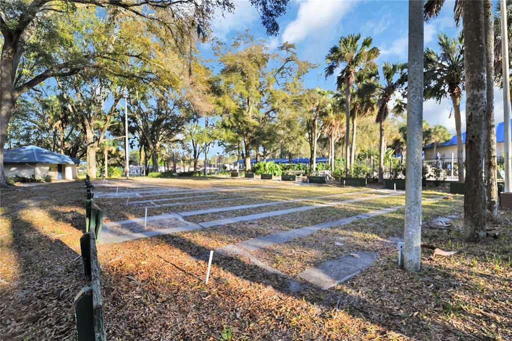 For Sale: $190,000 (2 beds, 2 baths, 960 Square Feet)