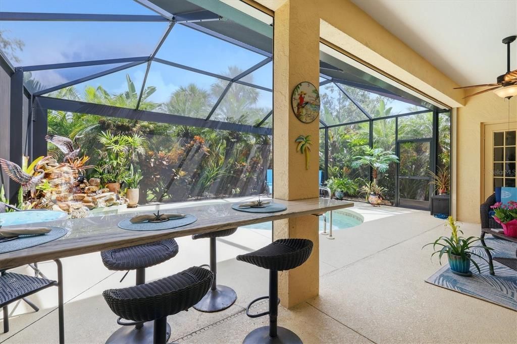 Active With Contract: $470,000 (3 beds, 2 baths, 1708 Square Feet)