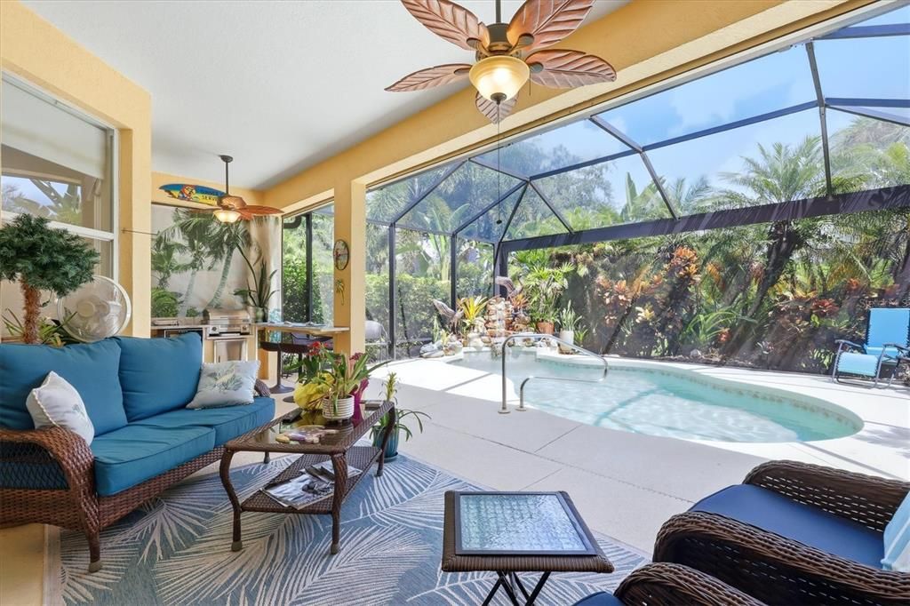 Active With Contract: $470,000 (3 beds, 2 baths, 1708 Square Feet)