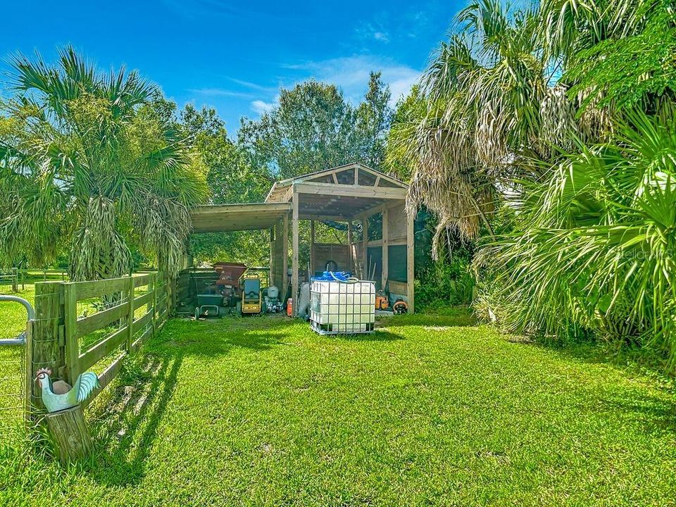 En Venta: $900,000 (4 camas, 3 baños, 3400 Pies cuadrados)