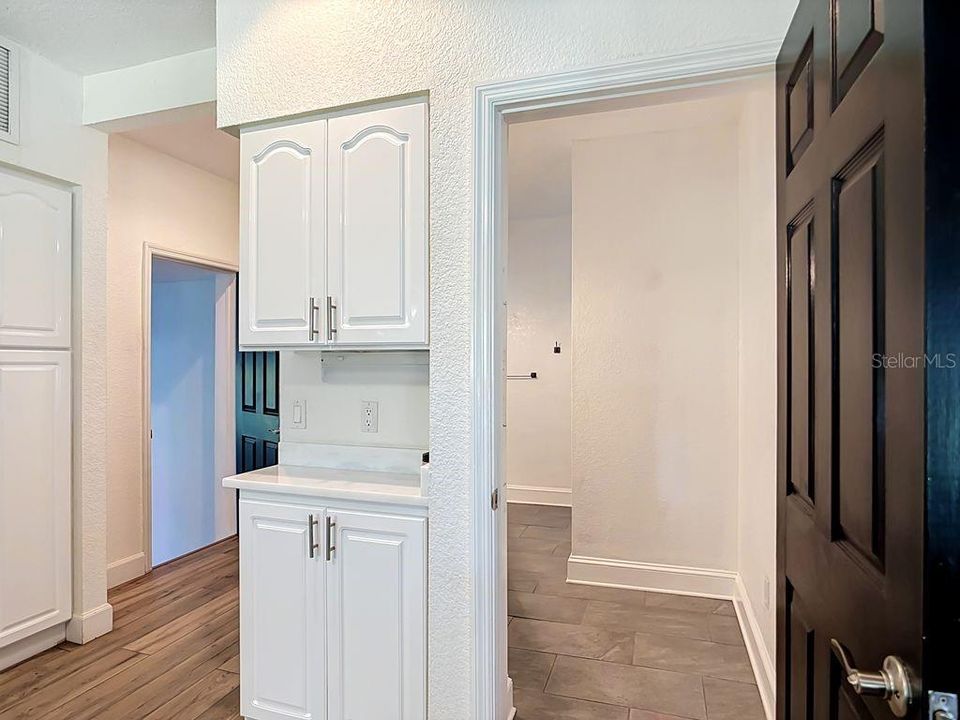 En Venta: $900,000 (4 camas, 3 baños, 3400 Pies cuadrados)