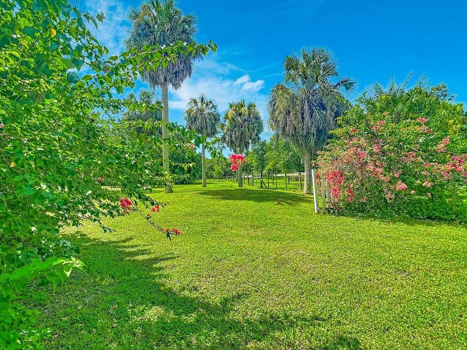 En Venta: $900,000 (4 camas, 3 baños, 3400 Pies cuadrados)
