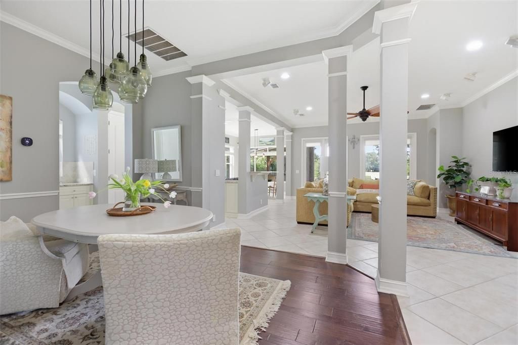En Venta: $459,900 (3 camas, 2 baños, 2106 Pies cuadrados)