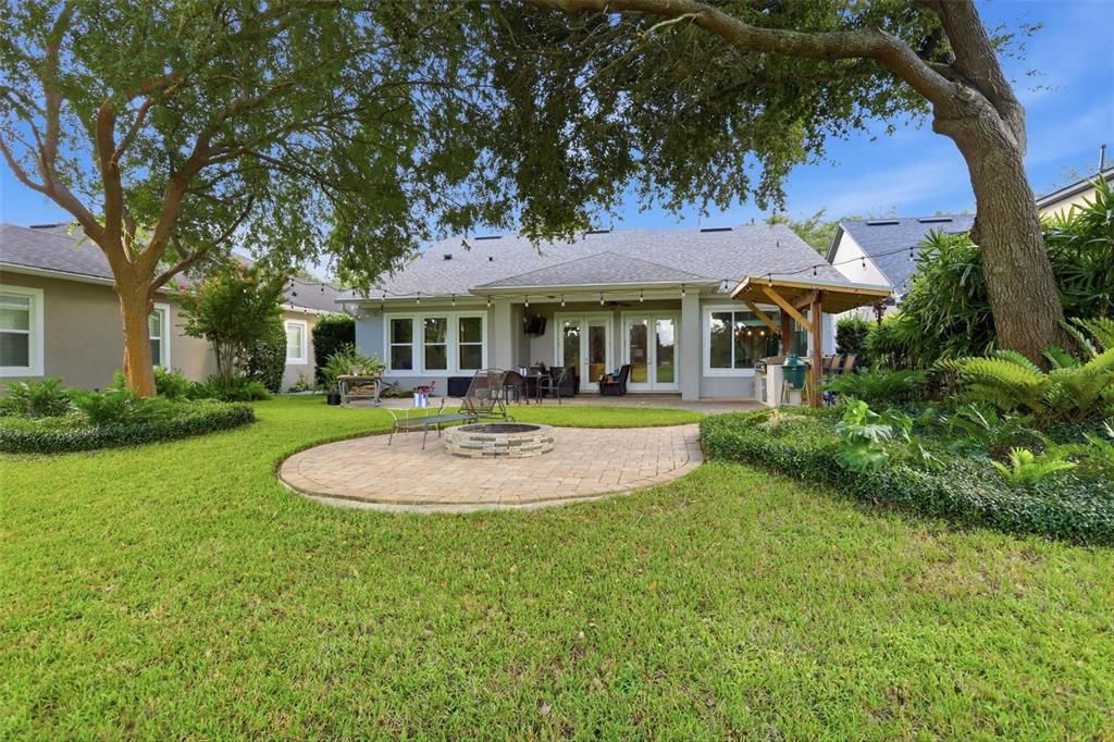 En Venta: $459,900 (3 camas, 2 baños, 2106 Pies cuadrados)