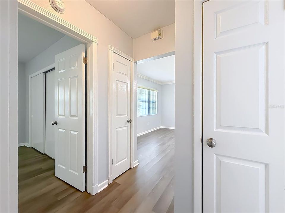 На продажу: $174,900 (2 спален, 1 ванн, 953 Квадратных фут)