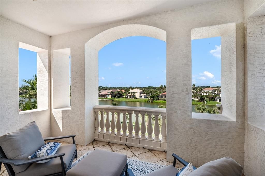 En Venta: $4,475,000 (5 camas, 4 baños, 6400 Pies cuadrados)
