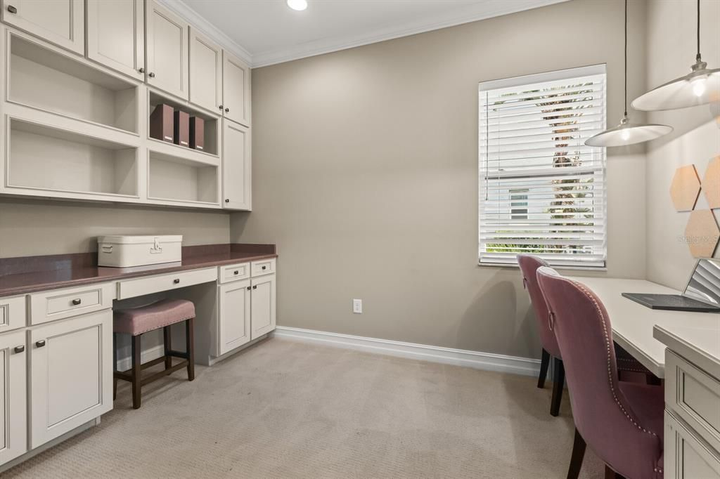 For Sale: $999,999 (3 beds, 4 baths, 3665 Square Feet)
