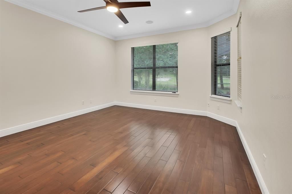 For Sale: $640,000 (3 beds, 2 baths, 2455 Square Feet)