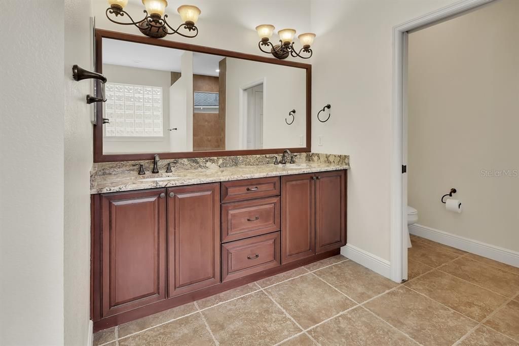 For Sale: $640,000 (3 beds, 2 baths, 2455 Square Feet)