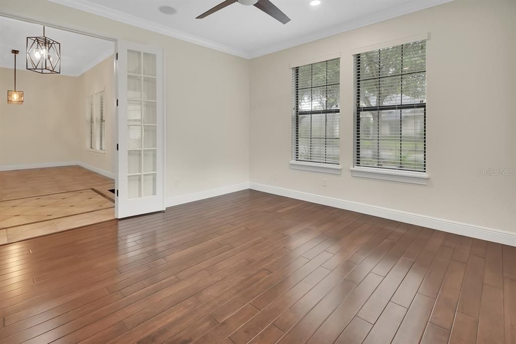 For Sale: $640,000 (3 beds, 2 baths, 2455 Square Feet)