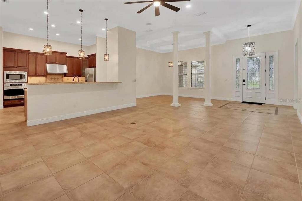 For Sale: $640,000 (3 beds, 2 baths, 2455 Square Feet)