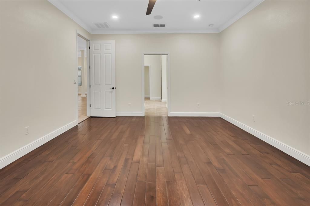 For Sale: $640,000 (3 beds, 2 baths, 2455 Square Feet)