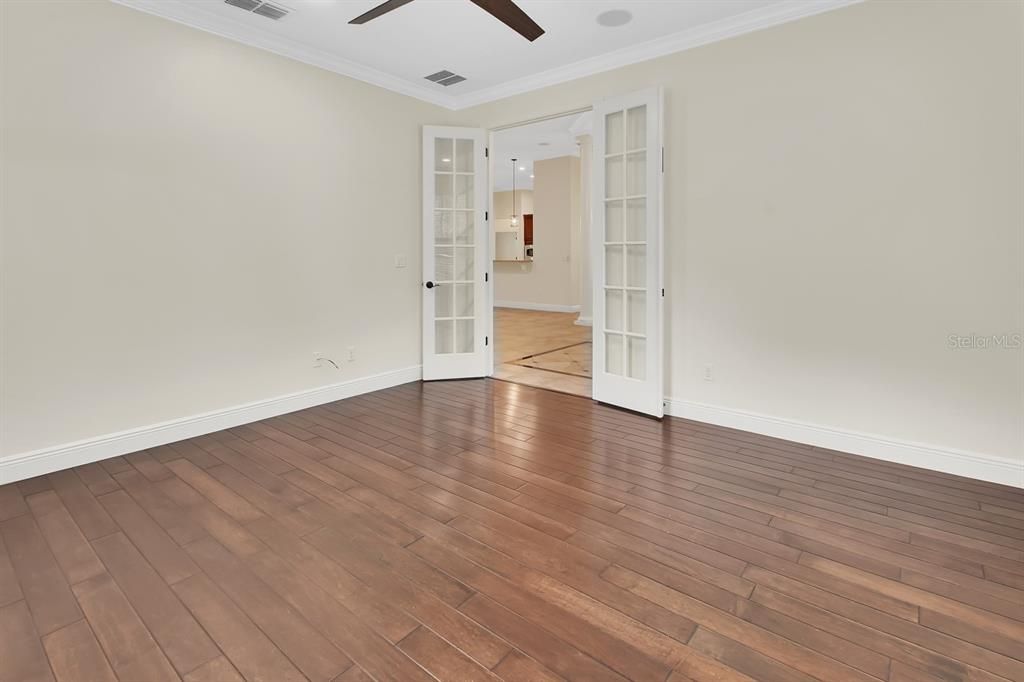For Sale: $640,000 (3 beds, 2 baths, 2455 Square Feet)